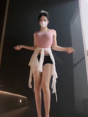 A post by @faye_baby1011 on TikTok caption: #LearnOnTikTok #fayebaby #trending #trend #fyp #dance #mimi