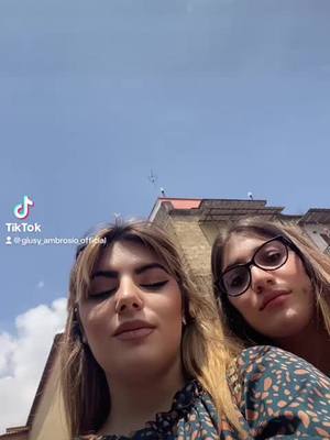 A post by @faby_e_jusy on TikTok