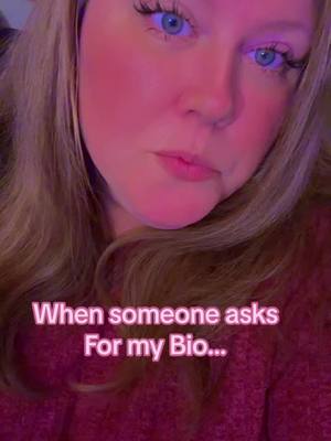 A post by @liscia82 on TikTok caption: #RoadTo10K #BBW #Club40 #Bio #Trending