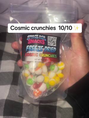 A post by @1h.z.d on TikTok caption: Never had freeze dried candy before so this is really nice!! #fypシ #foryou #candy #freezedriedcandy #freezedried 