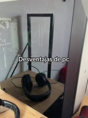 A post by @osornocarlos on TikTok caption: Desventajas de una PC armada #pc #setup 