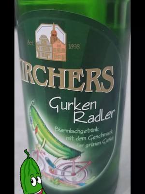 A post by @outdoorandy86 on TikTok caption: Es gibt scheinbar nichts was es nicht gibt.... Trinke ich grad #Bier oder Esse ich #Gurkensalat mein Gehirn ist dezent überfordert 😂😂😂 #food #drinks #beer #lausitz #spreewald #gurke #cucumber #radleristkeinalkohol 