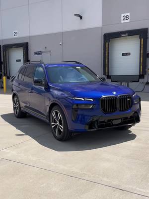 A post by @bmwofcincinnatinorth on TikTok caption: This BMW X7 is just an absolute beauty😱 #bmw #bmwofcincinnatinorth #bmwlife #bmwclub #bmwx7 #luxury #dealershiptiktok #cincinnati #ohio #bmwmotorsport #bmwlove 