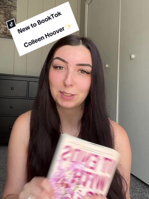 A post by @sighmegxn on TikTok caption: So excited to be reading again! #BookTok #colleenhoover #november9 #verity #itendswithus 