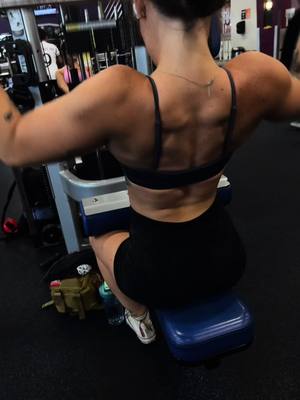 A post by @yourmomsbbb on TikTok caption: heheheheh #gymlightingsucks #foryou #musclemommy?