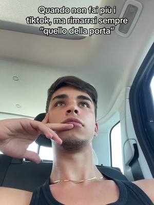 A post by @iimalessandro on TikTok caption: Piango 