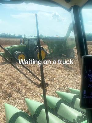 A post by @scw760629 on TikTok caption: #farmlife #farm #farmtok #johndeere #pioneerseed #cornharvest2023