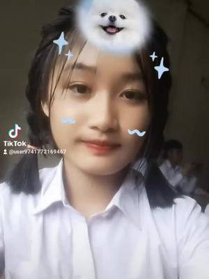 A post by @userngvdvsmi39 on TikTok caption: ຮ້ອງເພງບໍ່ຖືກ😫 ກົດໄຈໄຫ້ແນ່💖🤘🏻