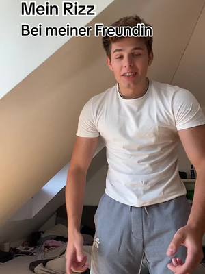 A post by @tim_ddk on TikTok caption: Wieso ist das so? #gym #rizz #men 