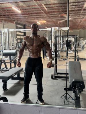 A post by @ykshakur on TikTok caption: #htx #maryland #houston #FitTok #fitness #explore #motivation #viral #GymTok #gym #bodybuilding #bodybuilder #draft #drafts #otr #CapCut