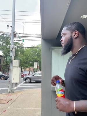 A post by @sl__senpai on TikTok caption: I dont see a lie here 😂 tell me if this not a fact #fypシ゚viral #trending #SlavyLogic #nyc #foryou #hoodfacts #Snapple #SnappleNyc #drinksnapple #snapplefacts #wavecheck #beardgang #mangomadness