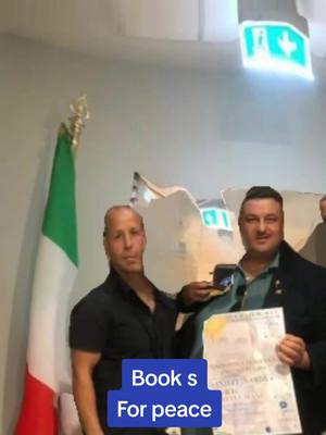 A post by @globetrottersalvini on TikTok caption: #unmilioneperuntiktoker #1978 #pace #parlamentoeuropeo #@Antonio Cusumano @michelle salvini @Stefano Silveri @adem @Maestro M.Paciucci @paoloranieri787