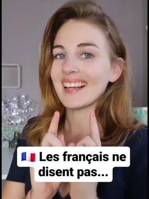 A post by @francais_avec_nelly on TikTok caption: bien sûr tu peux utiliser les deux formes de phrases, les deux sont correctes ! En vert, c'est le français familier 🇫🇷#frenchteacher #frenchlanguage #frenchgrammar #frenchvocabulary #frenchforbeginners #frenchlearning #frenchlesson #speakfrench 