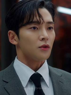 A post by @yoyisdrama on TikTok caption: Pero que guapo es usted 🥵 #rowoon #kdrama #destinedwithyou #netflix #rowoonsf9 #kdramafyp #fypシ 