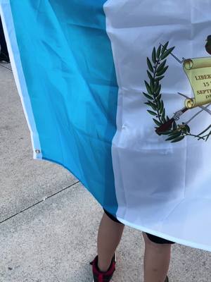 A post by @marysantiago820 on TikTok caption: #feliz dia  de la independencia #Guatemala#nostálgic@?😭