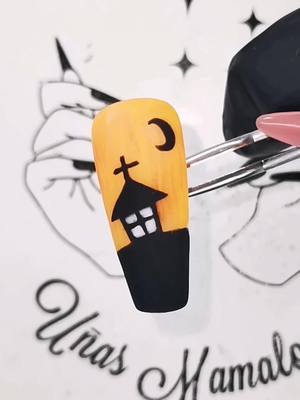 A post by @unias_mamalonas on TikTok caption: Un diseño que vi, se me hizo lindo :3  #tutorialuñas_tiktok #easynailtutorial #easynailart #nailart #aprendenailart #aprendeconmigo #AprendeEnTikTok #halloweennailart #halloweennails #fallnails #tutorialnailartsimple #nailarttutorial #nailartfacil #tutorial #halloweennailart #tutorialnailartsimple #tutorialuñas #hauntedhouse #hauntedhousenailart #hauntedhousenails #halloweennaildesigns #halloweennailsdesign #manoalzada #manoalzadauñas #freehandnailart #freehand #cutenails 