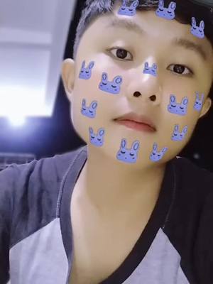 A post by @myominoo182 on TikTok caption: #ဘာအရောင်လေးလဲမန့်ခဲ့ #ပြည်တွင်းဖြစ်ကိုအားပေးပါ🇲🇲🇲🇲 #tiktokmyanmar