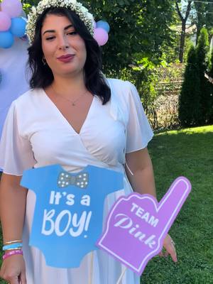 A post by @kuubii_ on TikTok caption: Was denkt ihr was es ist? #fy #fypage #fypシ #fyp #viral #like #foryoupage #viralvideos #tipps #schwanger #momlife #ersteskind #genderreveal #boyorgirl💗💙 #mädchenoderjunge #StemDrop001 #baby 