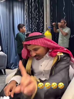 A post by @alwle540 on TikTok caption: #الشعب_الصيني_ماله_حل😂😂 #بدويش 