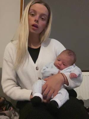 A post by @sineadduffster on TikTok caption: he will be sick of tik toks already <333 #myfamily❤️ #foryoupage #8weeksold