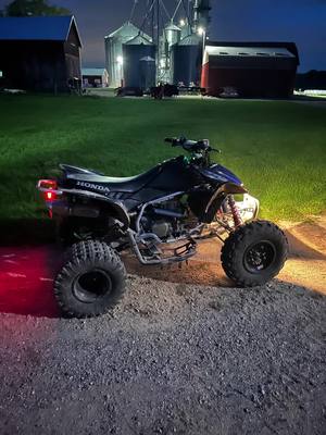 A post by @jvoffroad on TikTok caption: No complaints with the 450 so far #honda #trx450er #trx450r #hondatrx #hondatrx450r #savesportquads