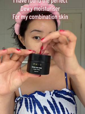 A post by @dream0000007o on TikTok caption: My sensitive combination skin adore this @DIME dewy moisturiser ✨ #dimebeauty #dewymoisturiser 