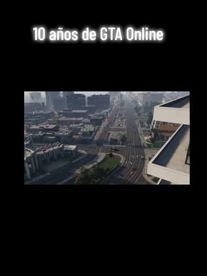 A post by @isma_sant_iago on TikTok caption: Hoy, 1 de octubre de 2023 se cumplen 10 años de la llegada del GTA Online. Salió el 1 de octubre de 2013 para las consolas de antigua generación. (PS3 & Xbox 360) Al año siguiente (2014) llegaba junto al modo historia para la PS4 & Xbox One. Repitiéndose la misma estrategia al llegar a PC en 2015. Más recientemente (2022), llegó a la PS5 y Xbox Series X con nuevo diseño de interfaz. Con esto, el GTA Online fue el precursor de lo que hoy conocemos como el "Roleplay"; sin duda ha envejecido muy bien.  #fyp #foryoupage #gtaonline #gtaonlinetiktok #rockstargames #rockstargamesgta5 #GTA 