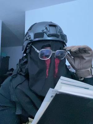 A post by @notursuggarbaby on TikTok caption: Bloody demanding 💀#codcosplay #MW2 #MWII #ghostcosplay #callofdutymodernwarfare2 #callofdutycosplay #simonrileyghost #königcosplay #Königcod 