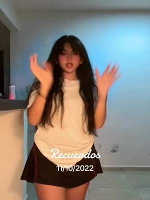 A post by @iamfervaz on TikTok caption: #Recuerdos cuidando mi cabello de las envidiosas 🤌🏻