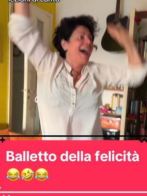 A post by @daniela_carelli on TikTok caption: Quando ti gasi perché finalmente riesci a cantare quelle note che non ti sono mai riuscite 😂🤣😂  #foryou #perte #felicità ##vocalcoach #vocalcoachmilano #divertente #voicemotion_by_danielacarelli