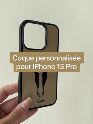 A post by @au_galon on TikTok caption: Vous avez quoi comme téléphone ? 😍 #coque #horse #cheval #equestrian 