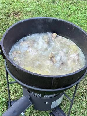 A post by @tlharris1981 on TikTok caption: #stew #fyp #deerseason2023 #pregame