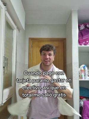 A post by @kosta_970 on TikTok caption: Mi momento más esquizo #comprasonline #pagocontarjeta #comprasshein #ahorrosemanal #comprasnecesarias #trucosparaahorrar 