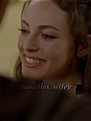 A post by @danielles_wifey on TikTok caption: Behind such a beautiful smile lies such a traumatized girl... #hopemikaelson #hopemikaelsonedit #danielles_wifey #foryou #fypage #fyp #viral #fypシ 