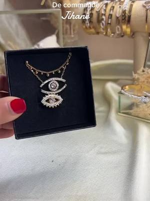 A post by @zakoutaa on TikTok caption: Collier en acier inoxydable