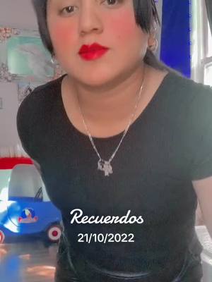 A post by @alexacruz349 on TikTok caption: #Recuerdos 😁🤣🤣🤣🤣