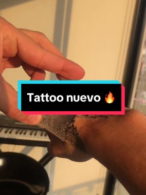 A post by @taylordiazmusic on TikTok caption: #tattoo nuevo 🦅🫶🏼🔥 ¿Les gusta? #saludmental #hagoloquemegusta #oxitocina #taylordiaz