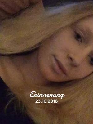 A post by @x_vanessa2001 on TikTok caption: #erinnerung 