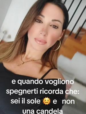 A post by @valentina.aiello82 on TikTok caption: #femminacomelaguerra👠🌹❤ #donna #regina #queen #nonfartispegnere👑✌️💯✨️