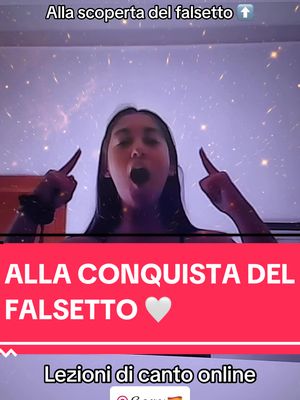 A post by @daniela_carelli on TikTok caption: ALLA CONQUISTA DEL FALSETTO CON @𝒢ℯ𝓇𝓎🏳️‍🌈 #foryou #perte #lezionidicantoonline #lezionidicanto #studiarecanto #cantare