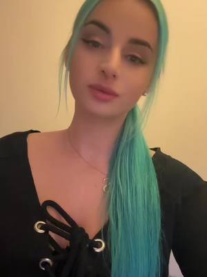 A post by @sylabellaa on TikTok caption: #agbe #bluehair