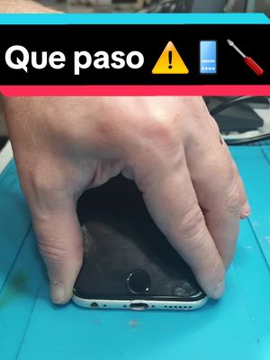 A post by @reparaclip on TikTok caption: Esto es increíble 🤯📱🪛 #tonteriadeldia #reparacionesdecelulares  #humor  #celular  #iphone #movil #reparaclip @Reparaclip 