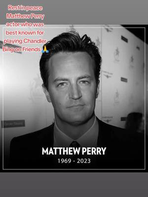 A post by @h0rrorislife on TikTok caption: rip Mathew perry #mathewperry #friends #friendsshow #friendsshowtv #jeniferaniston #rip #tmz #restinparadise #fy #fyp #fypシ #fypage #foryou #foryoupage #fodlovers #foryourpage