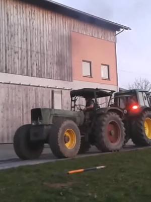 A post by @farmingecke on TikTok caption: #best #johndeere #fendt #farmingsimulator22 #new #ls22 #farmer #landwirtschaftssimulator22 #new #ls22 #farmer #landwirtschaftssimulator22 #farmtok #farm #agriculture #agri #tarctor #corn #viral #viralvideo #fendtfahrerarmy #fend #case #tuning 