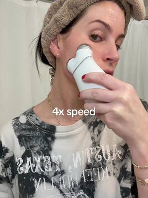 A post by @myfriendscallmeaubs on TikTok caption: #nuface #microcurrent #microcurrentfacelift #snatchedjawline