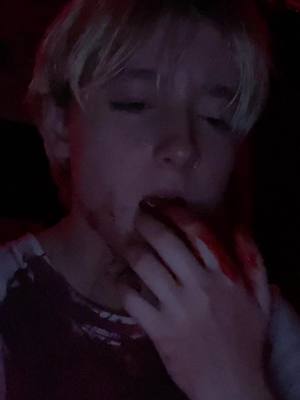 A post by @st4r_.ecl1pse on TikTok caption: ⚠️fake blood⚠️ #billyloomis #halloween #halloweencostume #scream1 #screammovie #scream1996 #billyloomisstumacher #billyloomiscosplay #billyloomisscream #sydeneyprescott