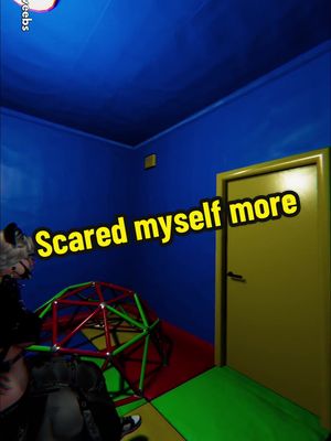 A post by @annamayweebs on TikTok caption: If you havent played fears in vrc yet - lmk how it goes #vrchat #virtualreality #fyp #vrchatmemes #halloween #scary 