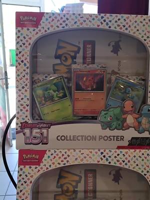 A post by @luniversgeekdemathias on TikTok caption: J'adore Énormément Pokémon Voici Ma Toute Première Display 151 Pokémon ❤️ #pokemon #displaypokemon #pokemon151 #collectioncartespokémon #cartepokemon #mangafamilystore #luniversgeekdemathias @Mangafamilystore