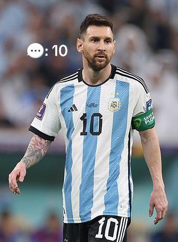 A post by @supeironman_oficial on TikTok caption: Messi o cristiano Ronaldo? #Messi #CR7 