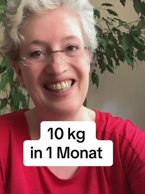 A post by @balancebotin on TikTok caption: Mit dem richtigen Konzept nimmst du gesünder ab. Ich zeige dir wie! #abnehmprogramm #detox #wechseljahre #stoffwechsel #leichtgewichtverlieren #abnehmen #gewichtverlieren #entgiften #entschlacken #blähbauch #menopause #bauchfettreduzieren #detoxprogramm #gesundheitsprogramm#abnehmenohnezuhungern #abnehmenmitgenuss #abnehmen2023 #abnehmenvorhernachher #abnehmenohnehunger #wechseljahre